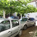 Ana&neso Apartament *