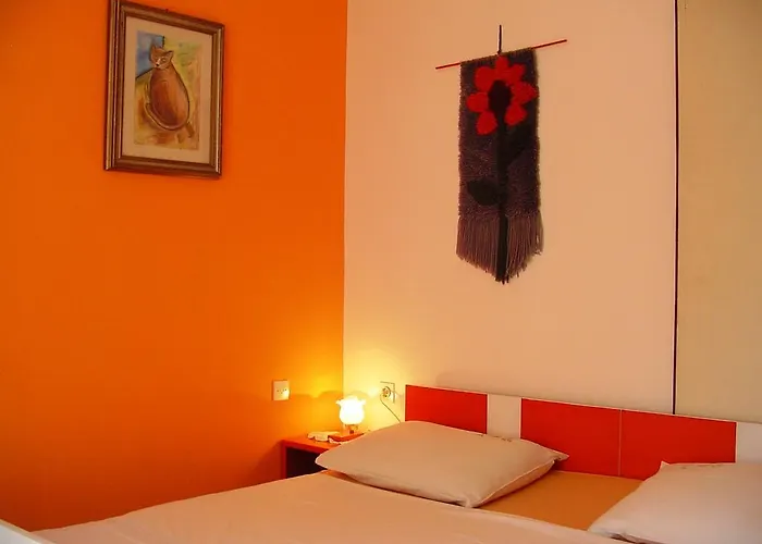 Ana&neso